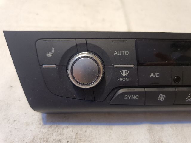 bontott AUDI A6 C7 Fűtéskapcsoló (digit klímás)