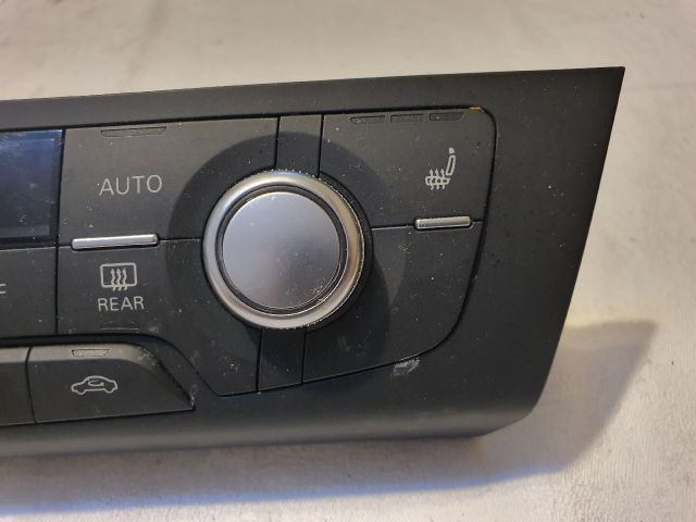 bontott AUDI A6 C7 Fűtéskapcsoló (digit klímás)