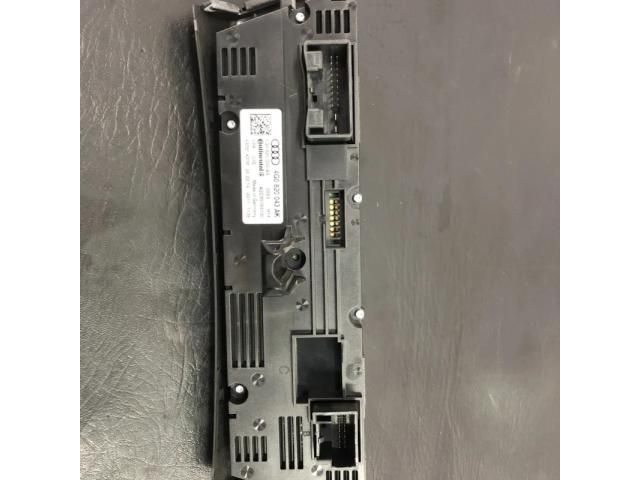 bontott AUDI A6 C7 Fűtéskapcsoló (digit klímás)