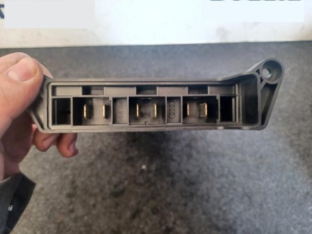 bontott AUDI A6 C7 Fűtőradiátor (Elektromos)