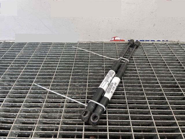 bontott AUDI A6 C7 Gázrugós Kitámasztó Teleszkóp Motorháztető