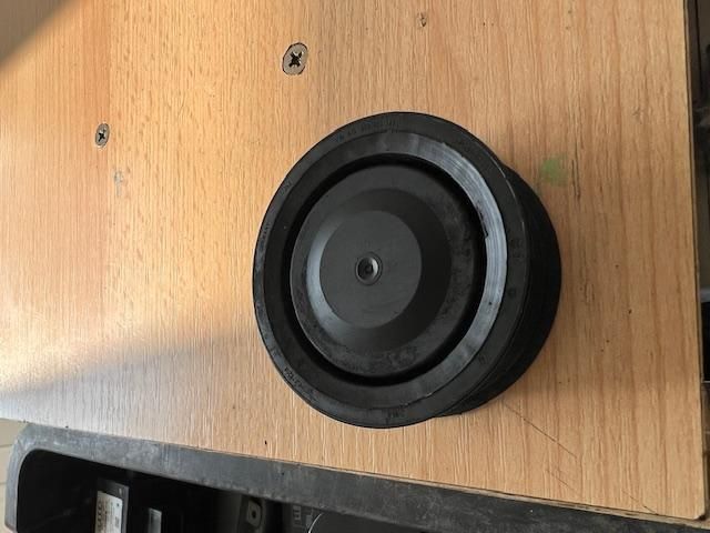 bontott AUDI A6 C7 Generátor Szíjtárcsa