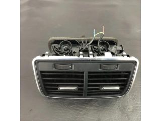 bontott AUDI A6 C7 Hátsó középső Szellőző