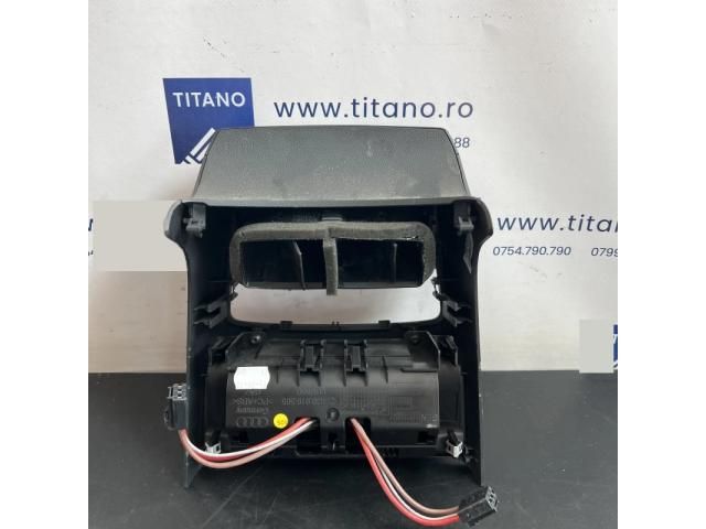 bontott AUDI A6 C7 Hátsó középső Szellőző