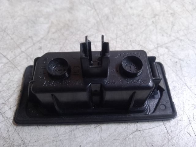 bontott AUDI A6 C7 Hátsó Rendszámtábla Világítás