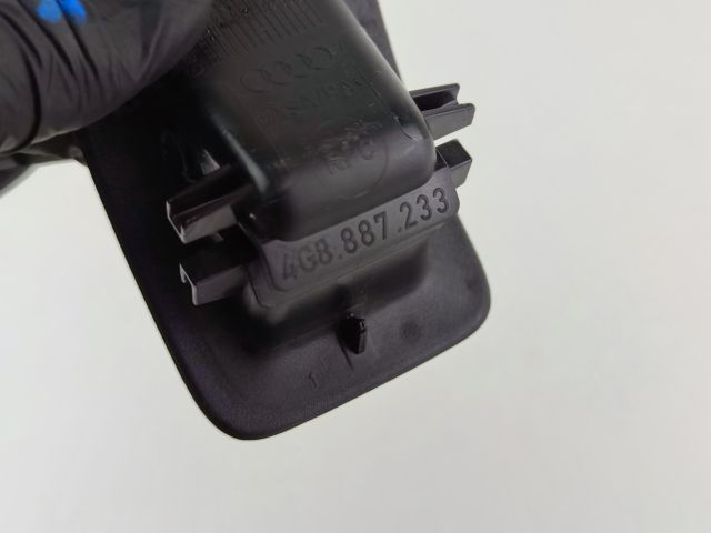 bontott AUDI A6 C7 Isofix Rögzítő Burkolat