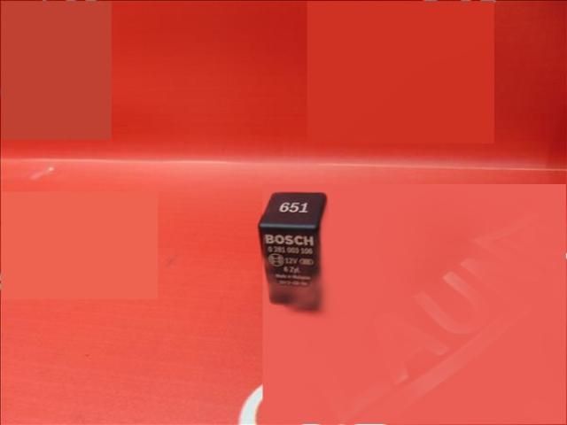 bontott AUDI A6 C7 Izzító Relé