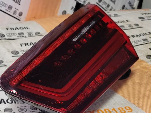 bontott AUDI A6 C7 Jobb Belső Hátsó Lámpa