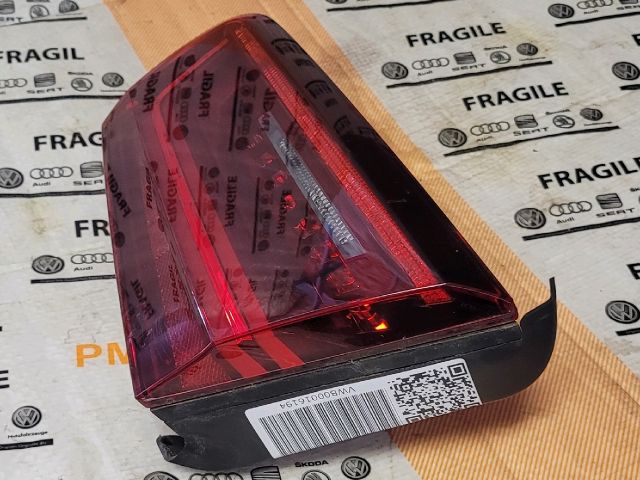 bontott AUDI A6 C7 Jobb Belső Hátsó Lámpa