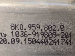 bontott AUDI A6 C7 Jobb első Ablakemelő Motor