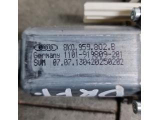 bontott AUDI A6 C7 Jobb első Ablakemelő Motor