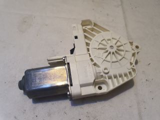 bontott AUDI A6 C7 Jobb első Ablakemelő Motor