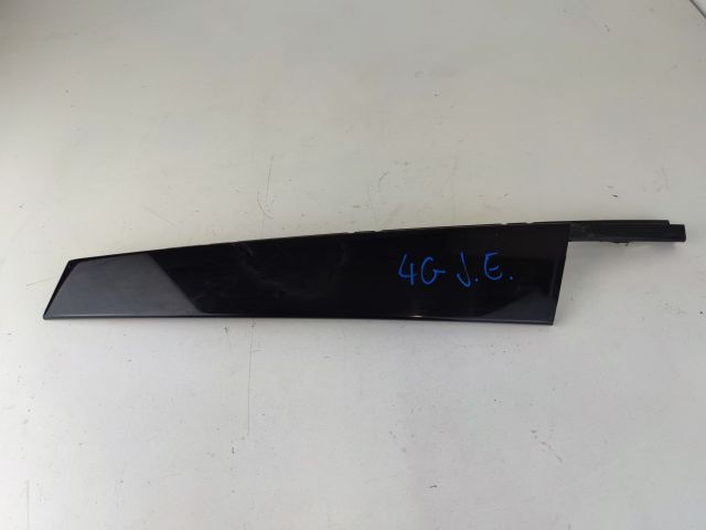 bontott AUDI A6 C7 Jobb első Ajtó Díszléc