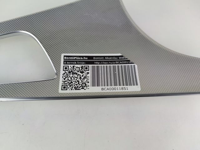 bontott AUDI A6 C7 Jobb első Ajtó Díszléc