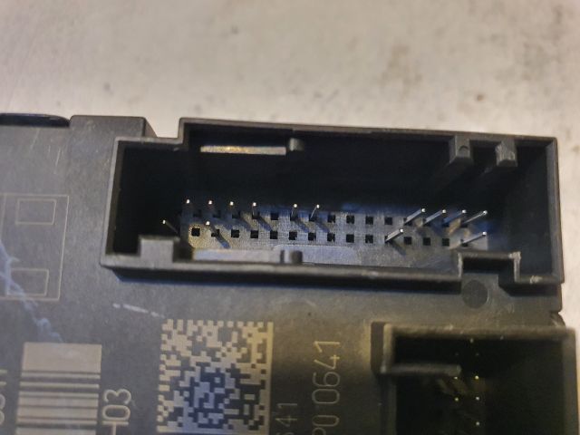 bontott AUDI A6 C7 Jobb első Ajtó Vezérlőegység