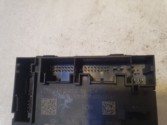 bontott AUDI A6 C7 Jobb első Ajtó Vezérlőegység