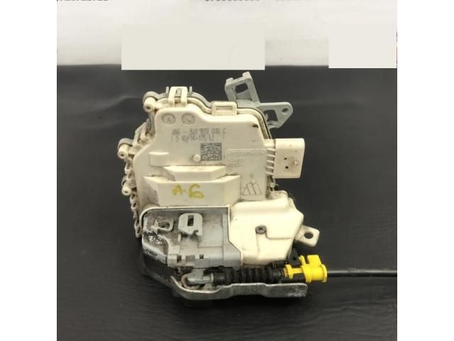 bontott AUDI A6 C7 Jobb első Ajtózár