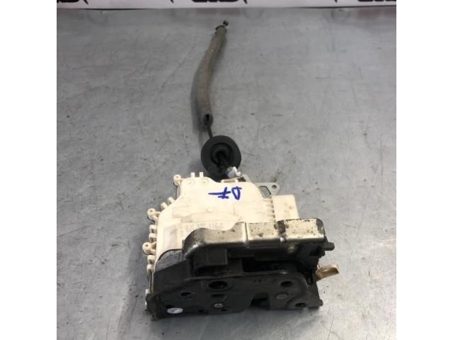 bontott AUDI A6 C7 Jobb első Ajtózár