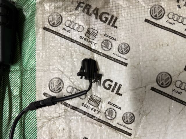 bontott AUDI A6 C7 Jobb első Biztonsági Öv Csat