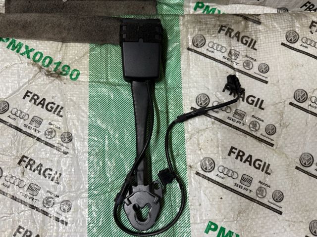 bontott AUDI A6 C7 Jobb első Biztonsági Öv Csat