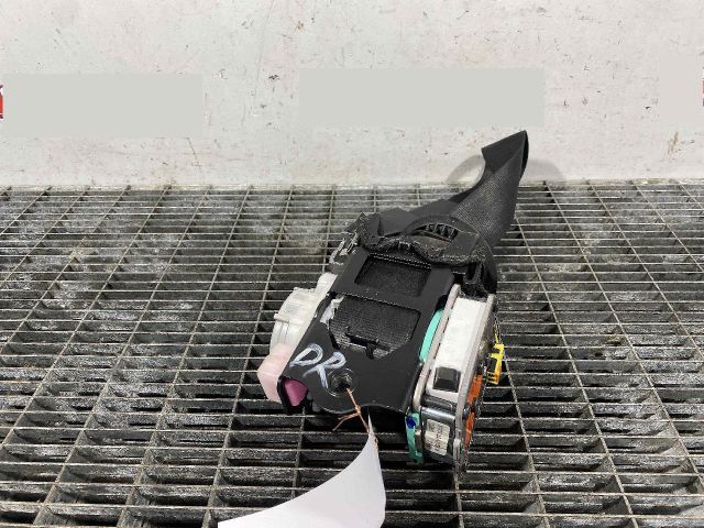 bontott AUDI A6 C7 Jobb első Biztonsági Öv