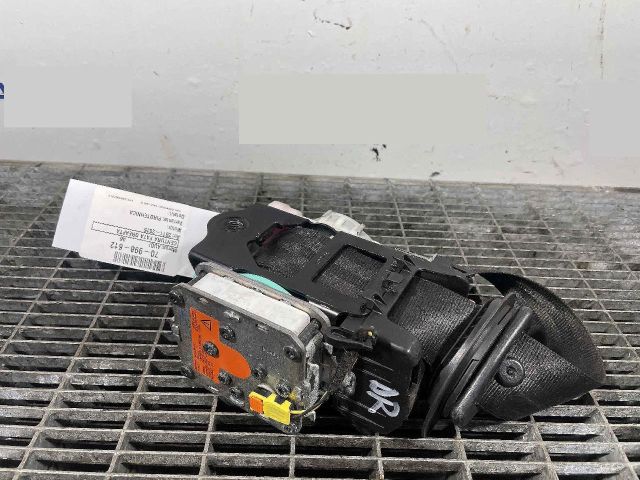 bontott AUDI A6 C7 Jobb első Biztonsági Öv