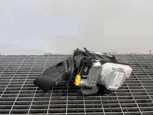 bontott AUDI A6 C7 Jobb első Biztonsági Öv