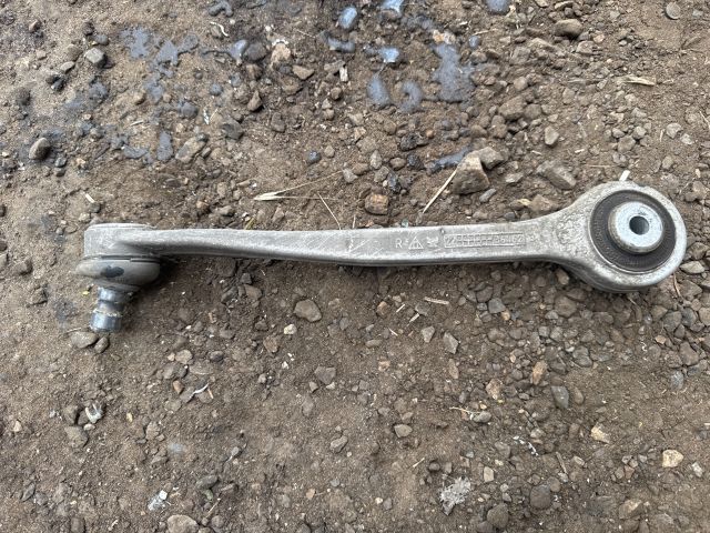 bontott AUDI A6 C7 Jobb első Felső Első Lengőkar