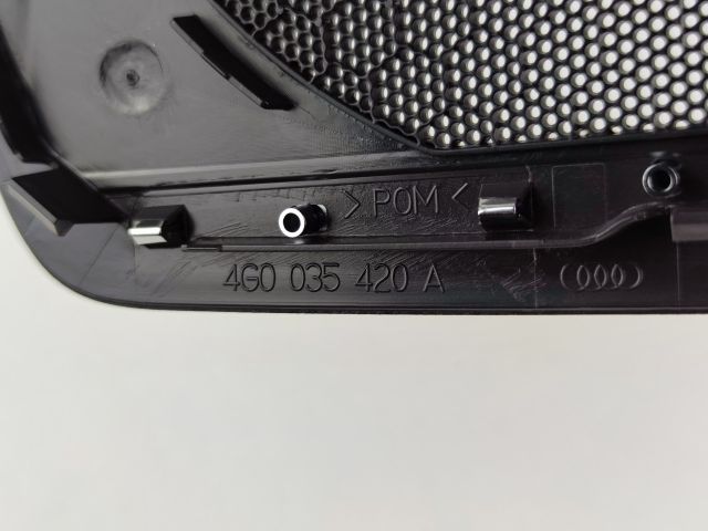 bontott AUDI A6 C7 Jobb első Hangszóró Burkolat