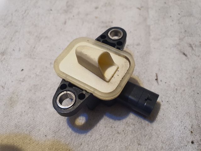 bontott AUDI A6 C7 Jobb első Oldal Ütközés Érzékelő