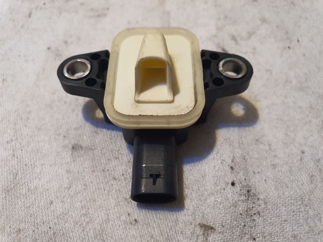 bontott AUDI A6 C7 Jobb első Oldal Ütközés Érzékelő