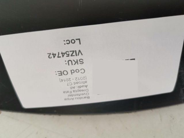 bontott AUDI A6 C7 Jobb első Sárvédő Díszléc