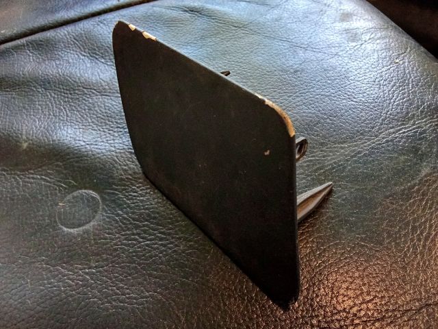 bontott AUDI A6 C7 Jobb Fényszórómosó Fedél