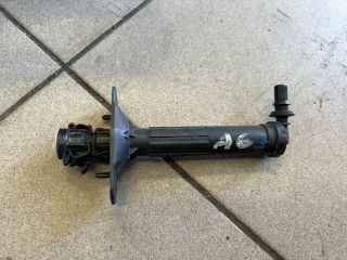 bontott AUDI A6 C7 Jobb Fényszórómosó Fúvóka