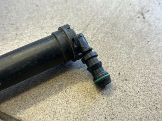 bontott AUDI A6 C7 Jobb Fényszórómosó Fúvóka