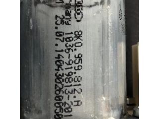 bontott AUDI A6 C7 Jobb hátsó Ablakemelő Motor