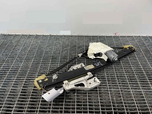 bontott AUDI A6 C7 Jobb hátsó Ablakemelő Szerkezet (Elektromos)