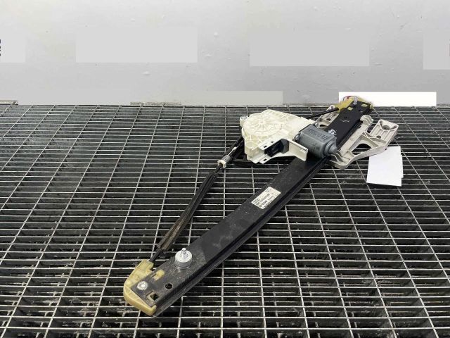 bontott AUDI A6 C7 Jobb hátsó Ablakemelő Szerkezet (Elektromos)