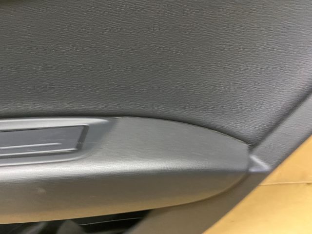 bontott AUDI A6 C7 Jobb hátsó Ajtó Kárpit