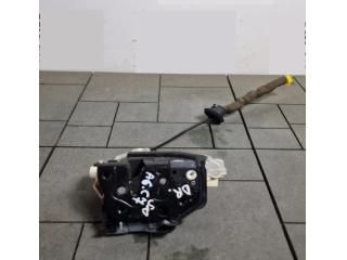 bontott AUDI A6 C7 Jobb hátsó Ajtózár