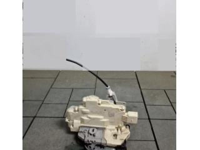 bontott AUDI A6 C7 Jobb hátsó Ajtózár