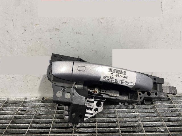 bontott AUDI A6 C7 Jobb hátsó Külső Kilincs