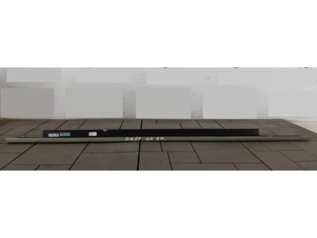 bontott AUDI A6 C7 Jobb hátsó Vízlehúzó Gumicsík