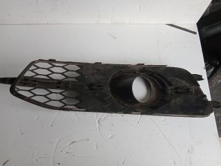 bontott AUDI A6 C7 Jobb Ködlámpa Rács