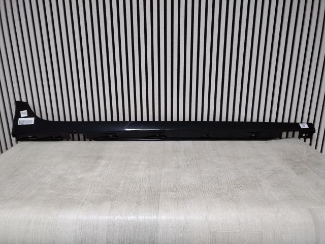 bontott AUDI A6 C7 Jobb Küszöb