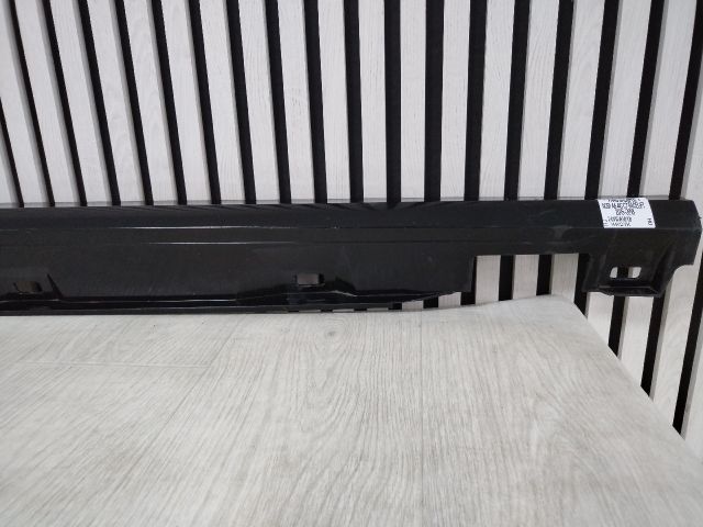 bontott AUDI A6 C7 Jobb Küszöb