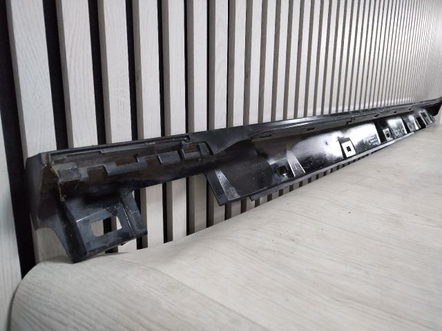 bontott AUDI A6 C7 Jobb Küszöb