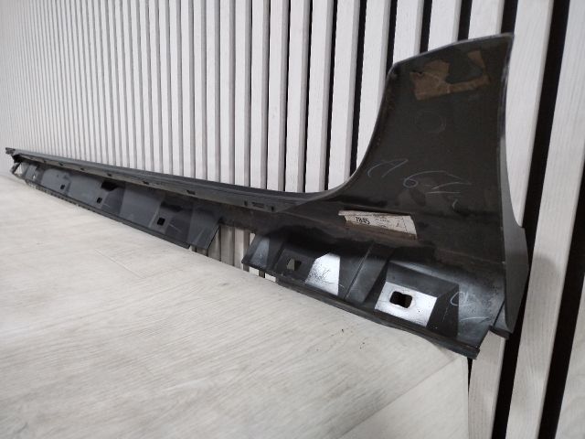 bontott AUDI A6 C7 Jobb Küszöb