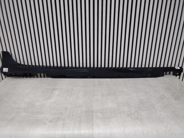 bontott AUDI A6 C7 Jobb Küszöb