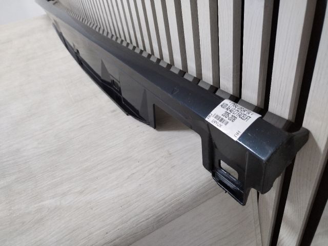 bontott AUDI A6 C7 Jobb Küszöb